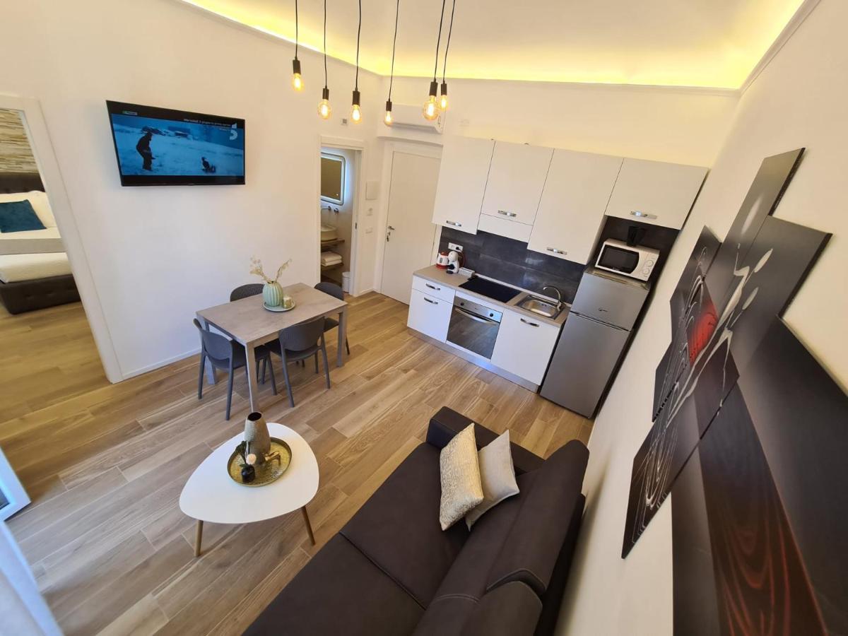 Soni Apartment La Spezia Buitenkant foto